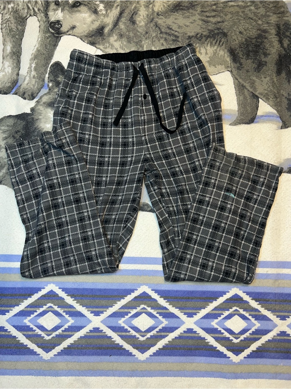 Stafford Essentials Black and Gray Plaid Fleece Sleepwear Pants Size M